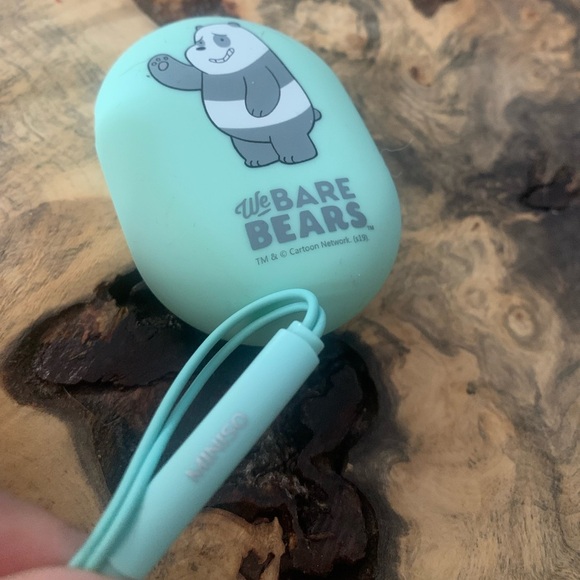 Miniso We Bare Bears Earphones with Case - Picture 11 of 11